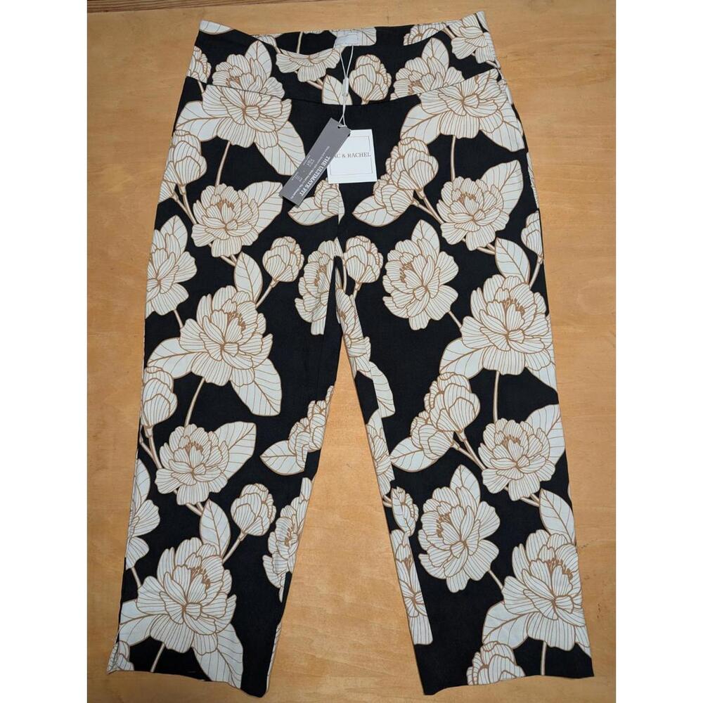 Zac And Rachel women's black and white floral print capri pants Size 8